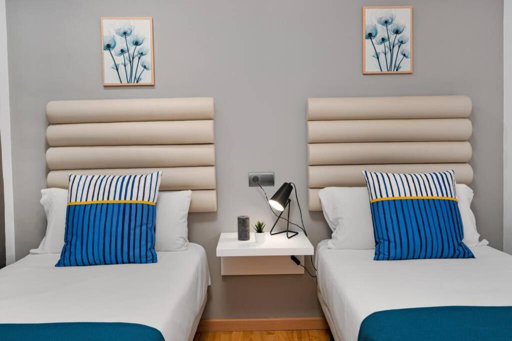 Lodging Apartments Villa De Gracia 2 Bedroom Cozy Apartment バルセロナ エクステリア 写真